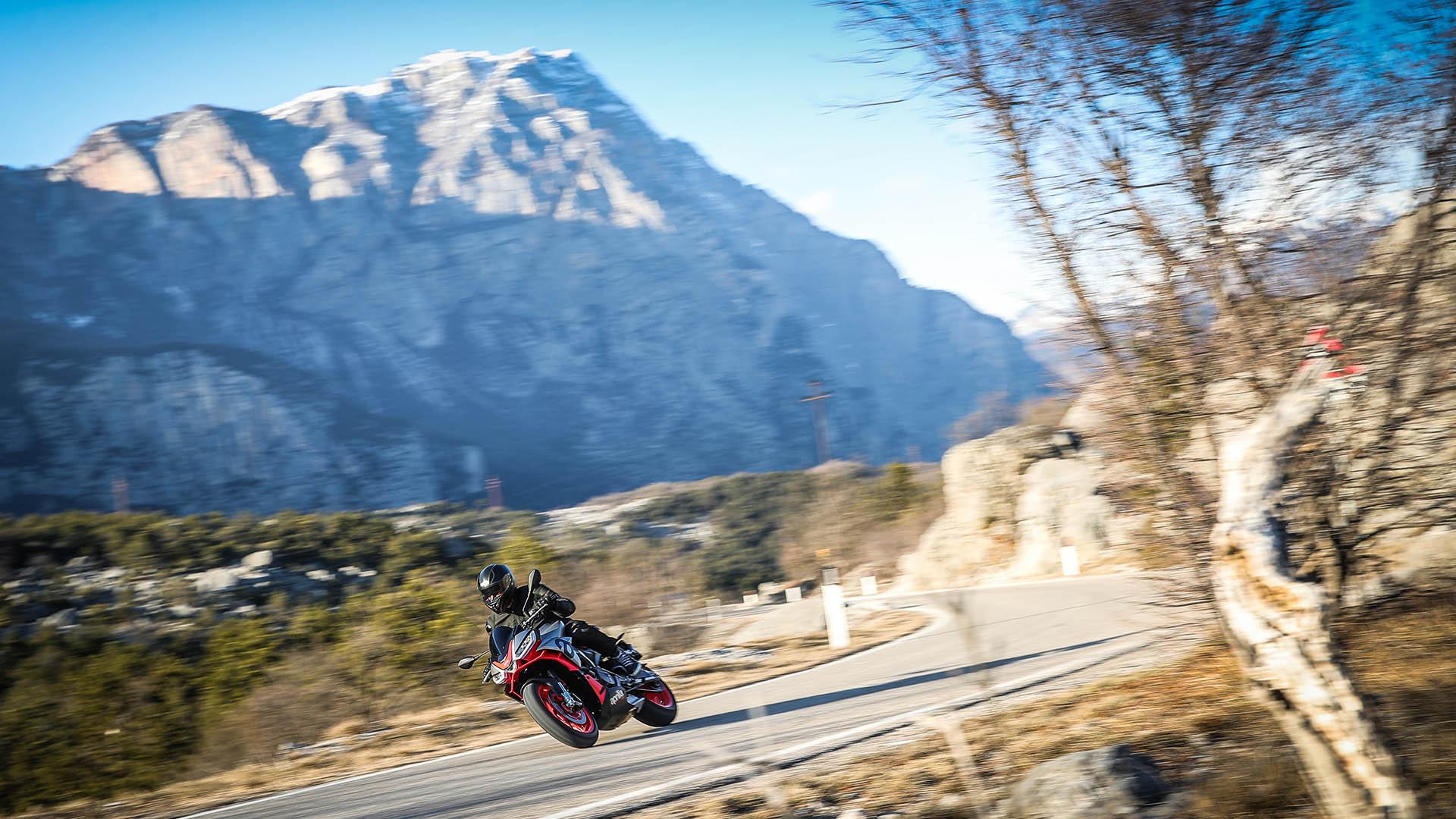 Aprilia Tuono 660