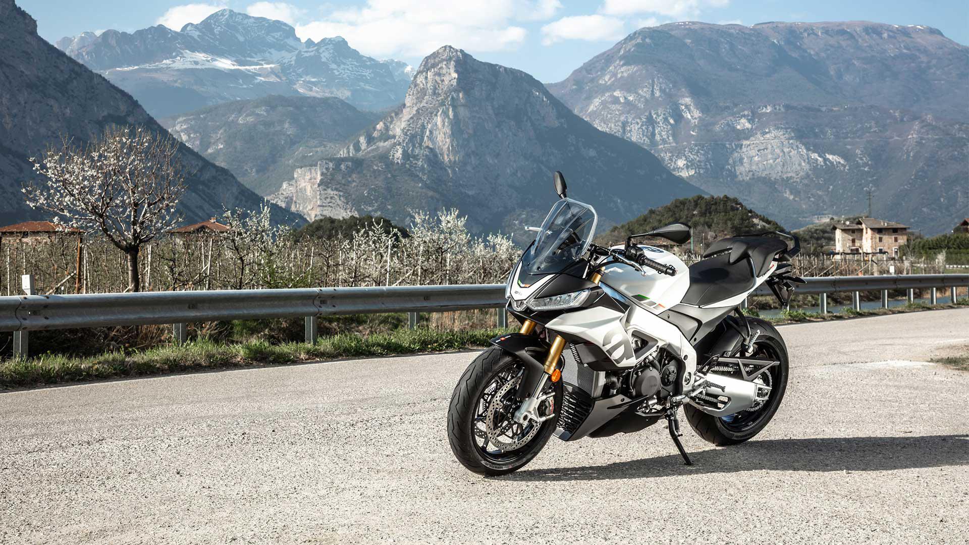Aprilia Tuono V4