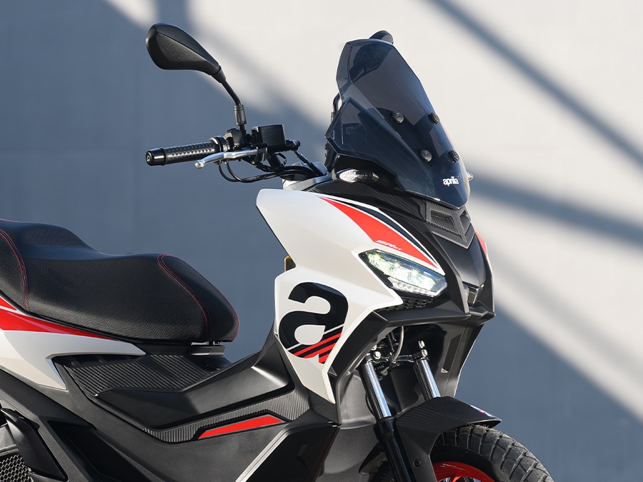 Aprilia SR GT 200